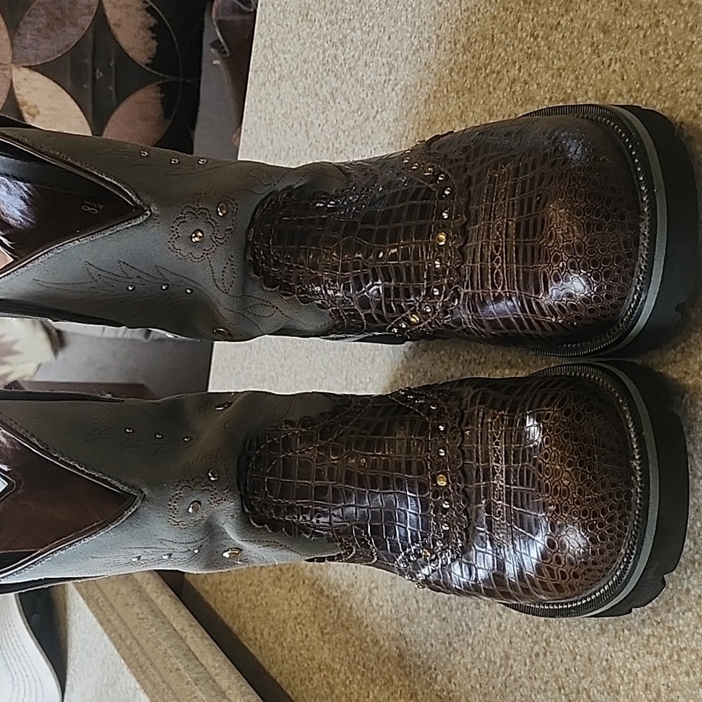 Ariat FATBABY Crock Print Western Boots Size 8.5B - Picture 2 of 12